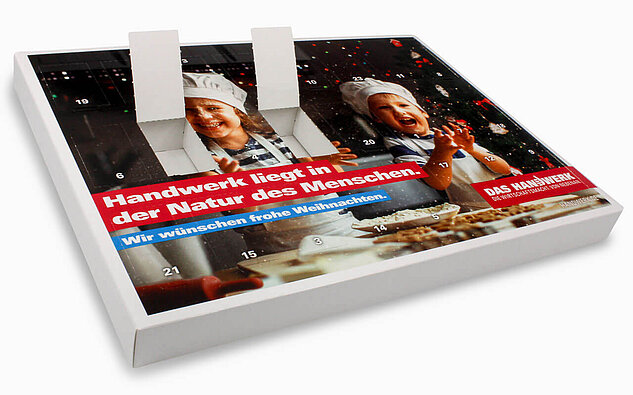 Adventskalender aus Karton