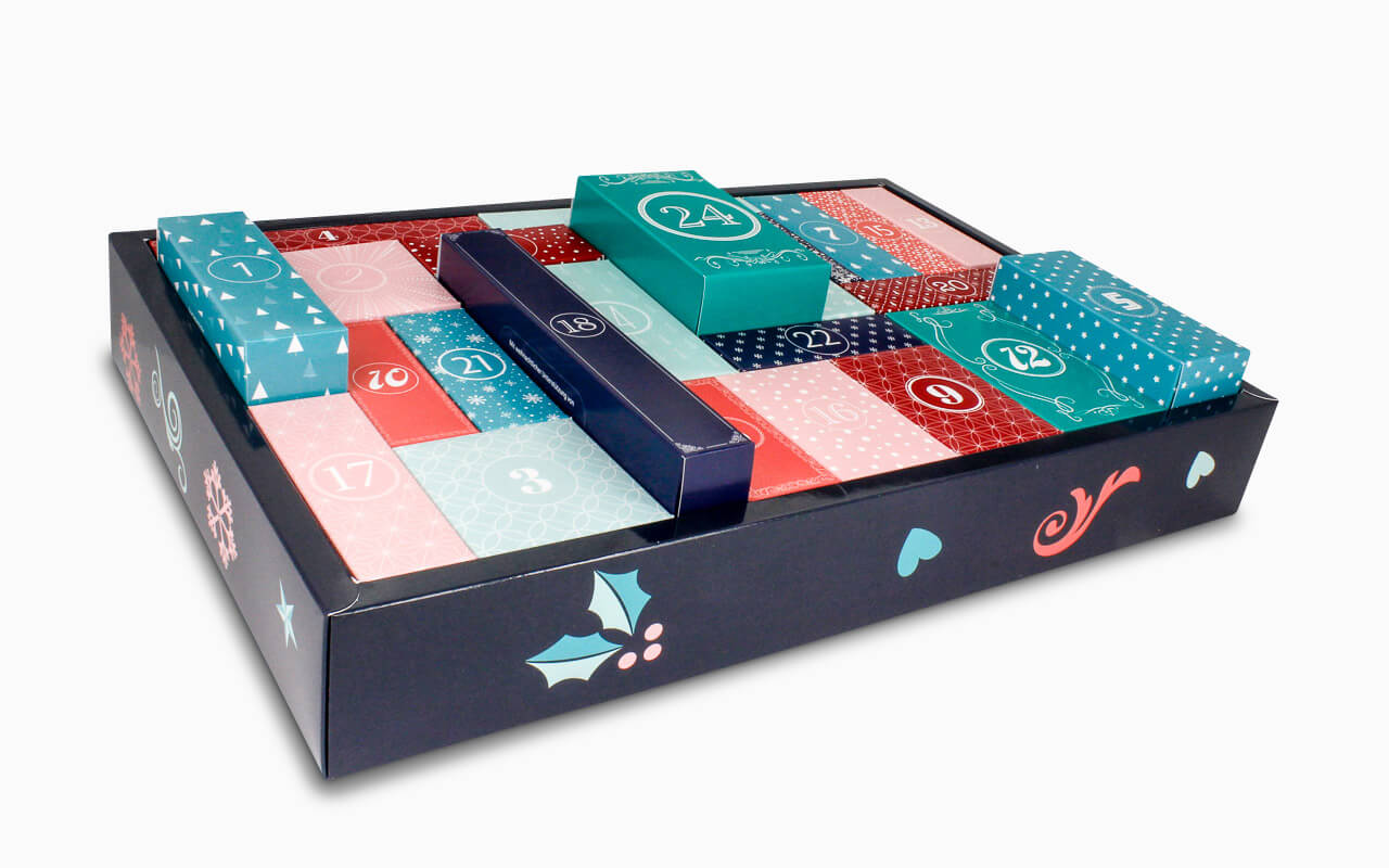 Adventskalender mit 24 Faltschachteln / Verpackungen